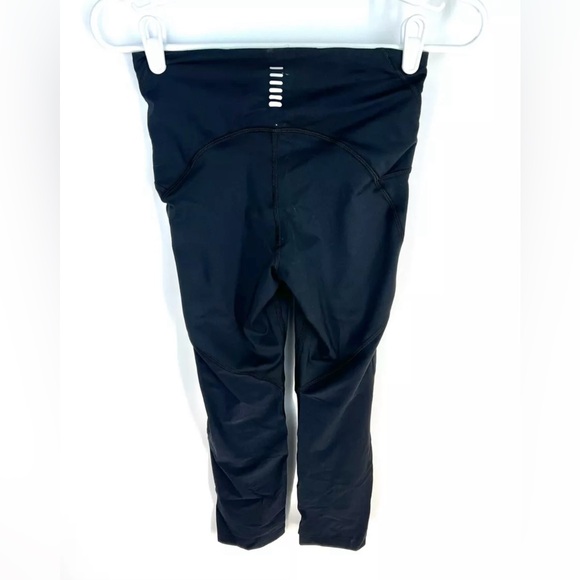Under Armour Women’s Fly Fast 2.0 Black Heatgear Capri Pants Size Small - Picture 2 of 2